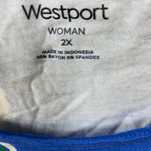 Women Plus Size 2X Short Sleeve Blouse Floral Prints Multicolors - Picture 3 of 4